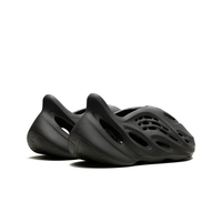 Sneakers Yeezy Negro