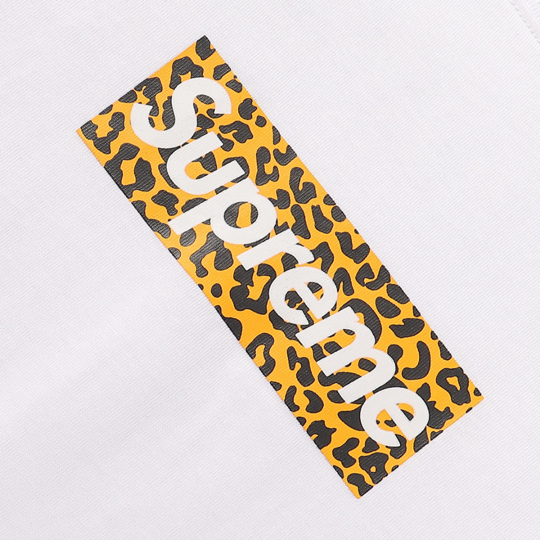 Supreme T-shirt · Supreme · Nova Neta