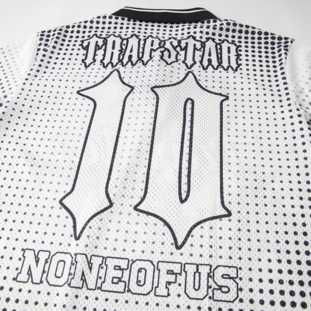 Irongate Gradient Football T-shirt · Trapstar · Nova Neta