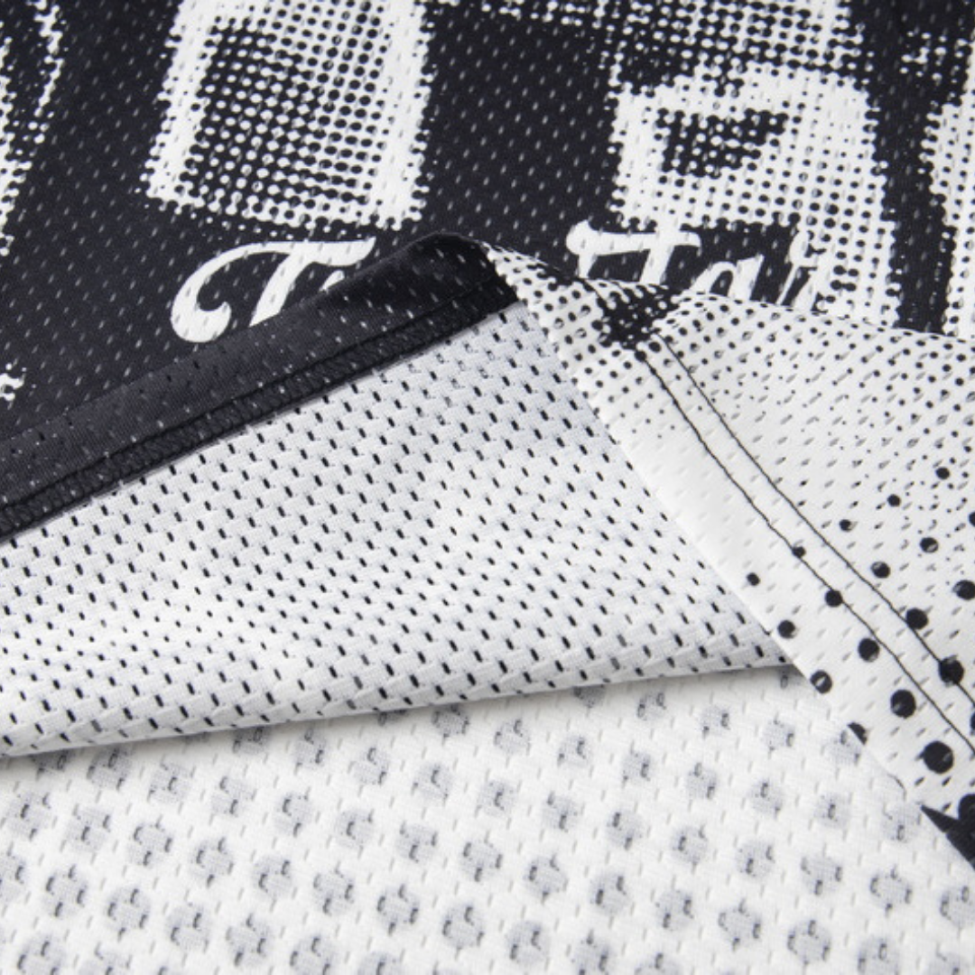 Irongate Gradient Football T-shirt · Trapstar · Nova Neta