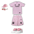 Outfit BB + Bag + Cap + Sunglasses + Sneakers · Nova Neta · Nova Neta