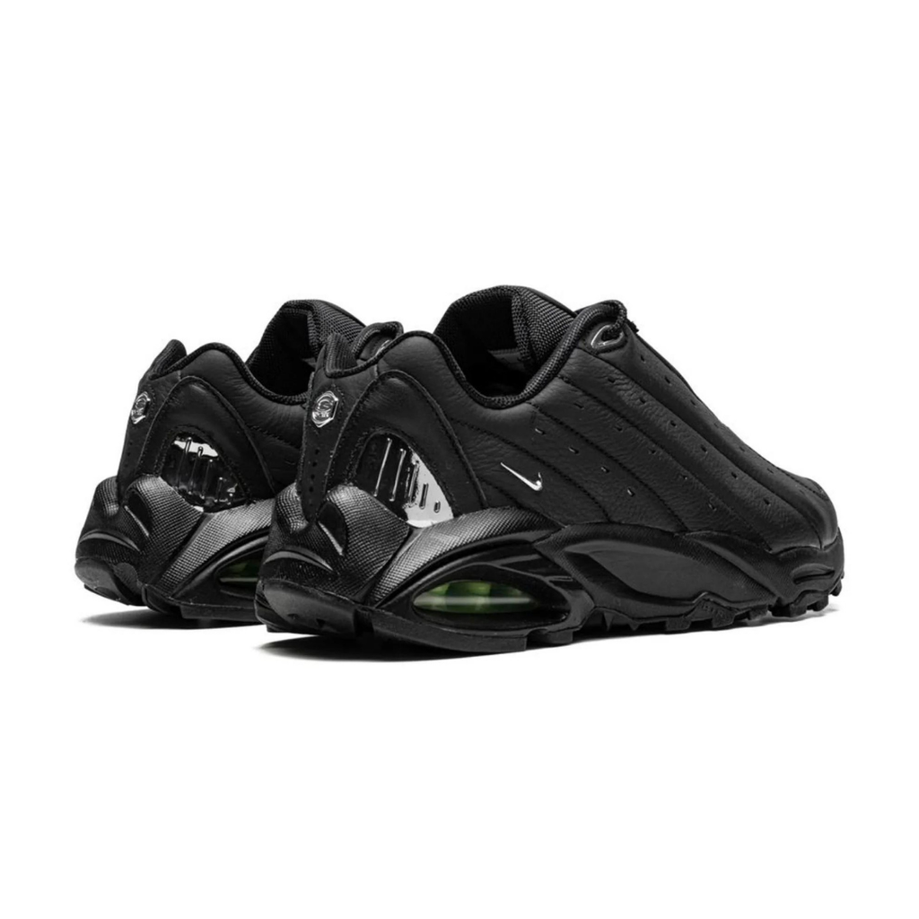Nocta Triple Black · Nike · Nova Neta