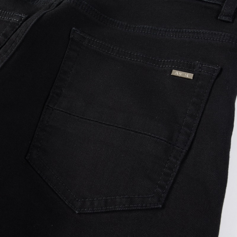 Amr Jeans