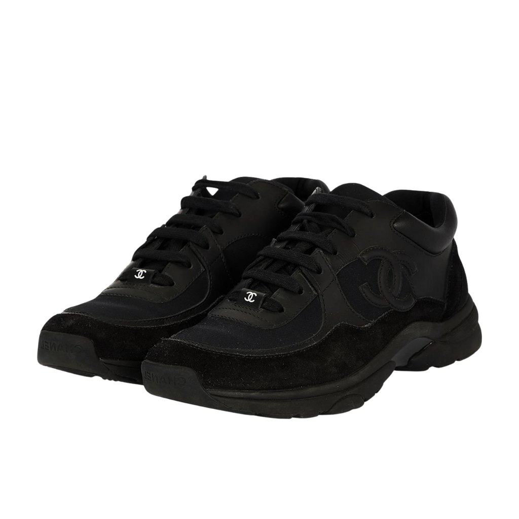 Runner Triple Black · Nova Neta · Nova Neta