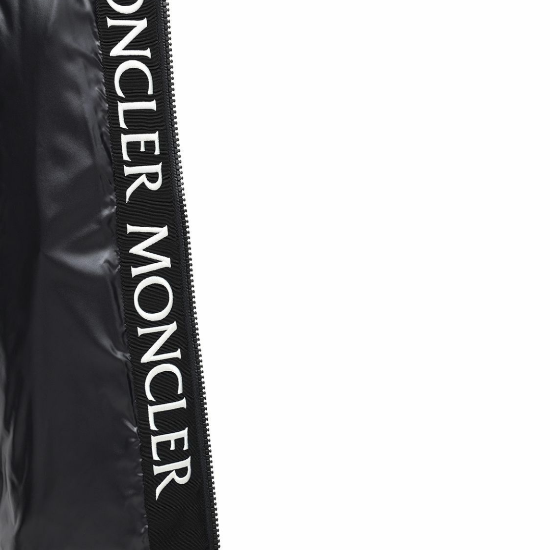 Montcla Down Jacket
