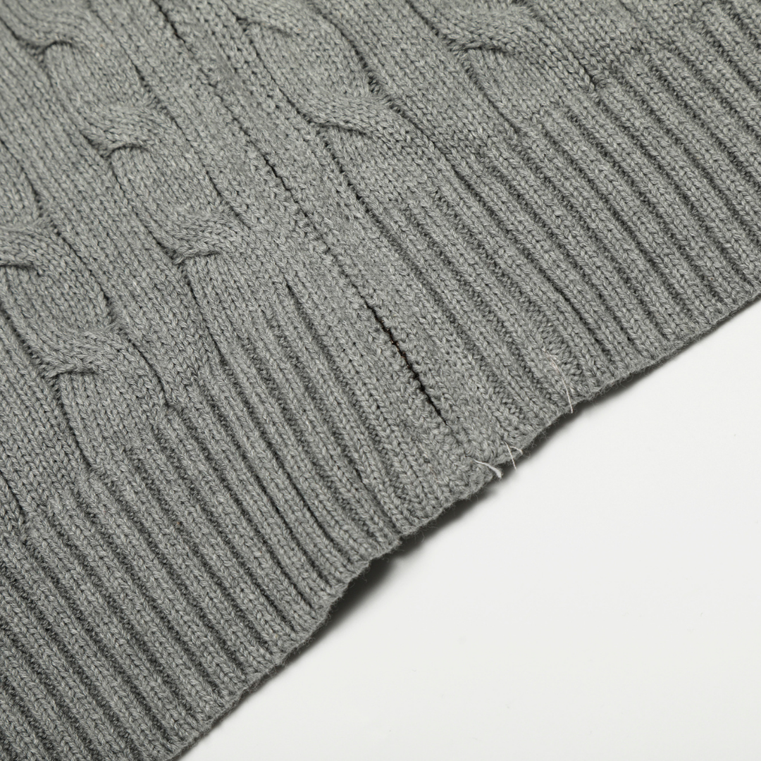 Polo Zip Sweater · Nova Neta · Nova Neta