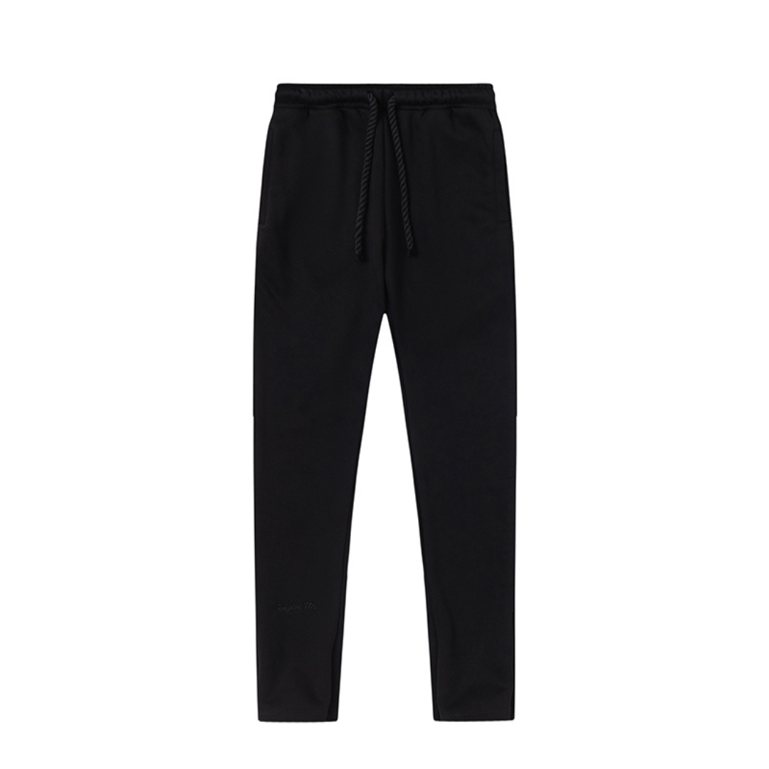 Syna Monochrome Tracksuit · Syna World · Nova Neta