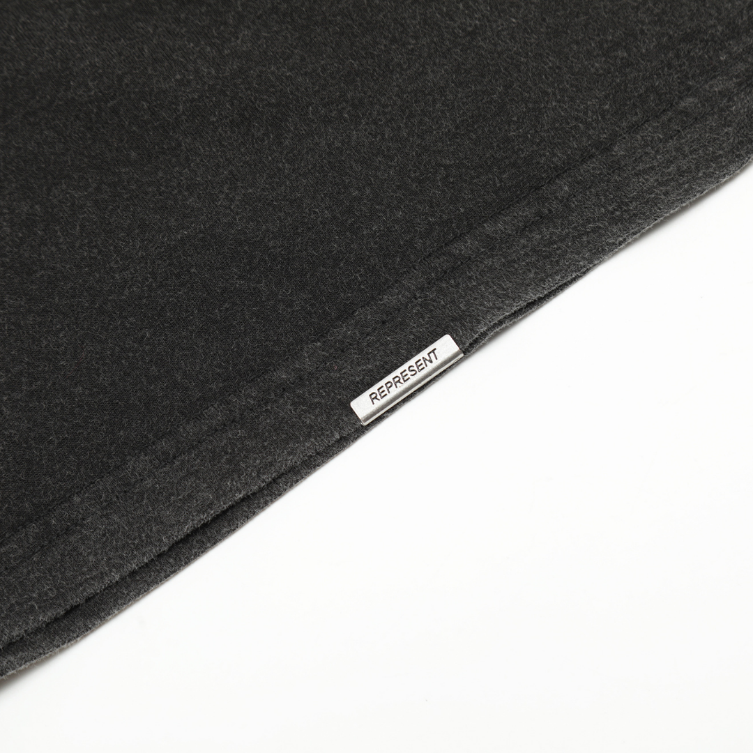 Camiseta Represent Negro Negro
