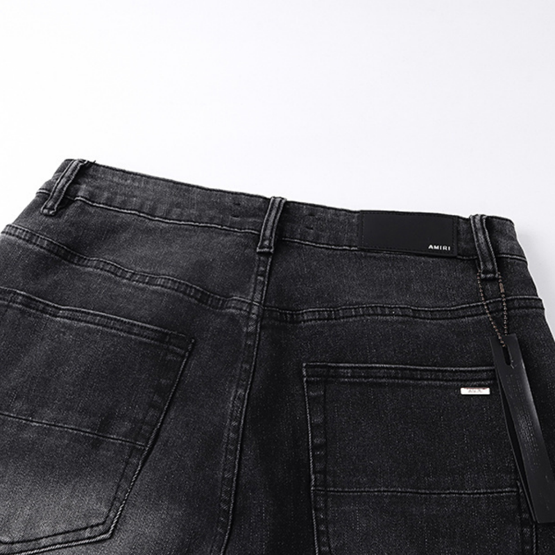 Amr Jeans