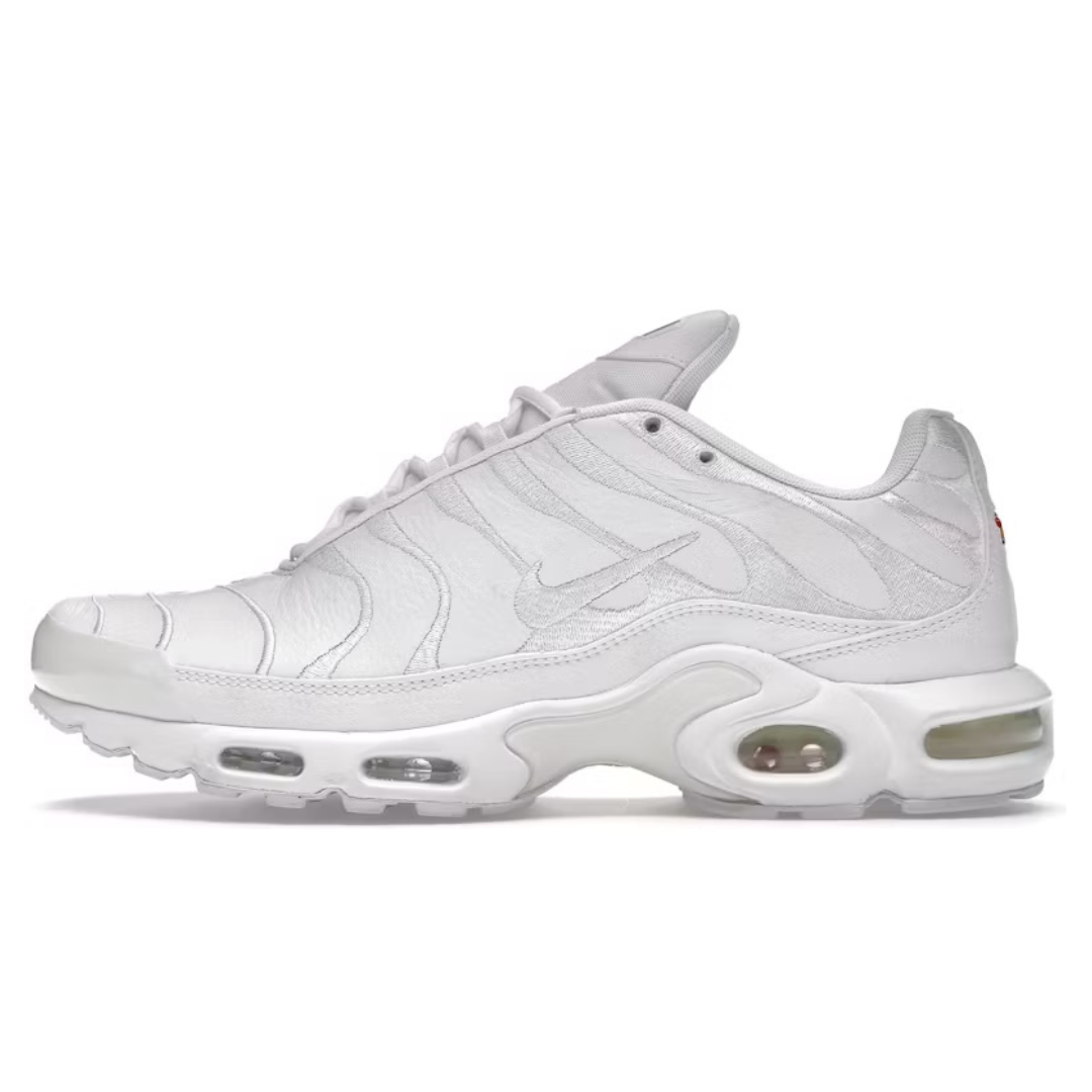 Nike TN Triple White