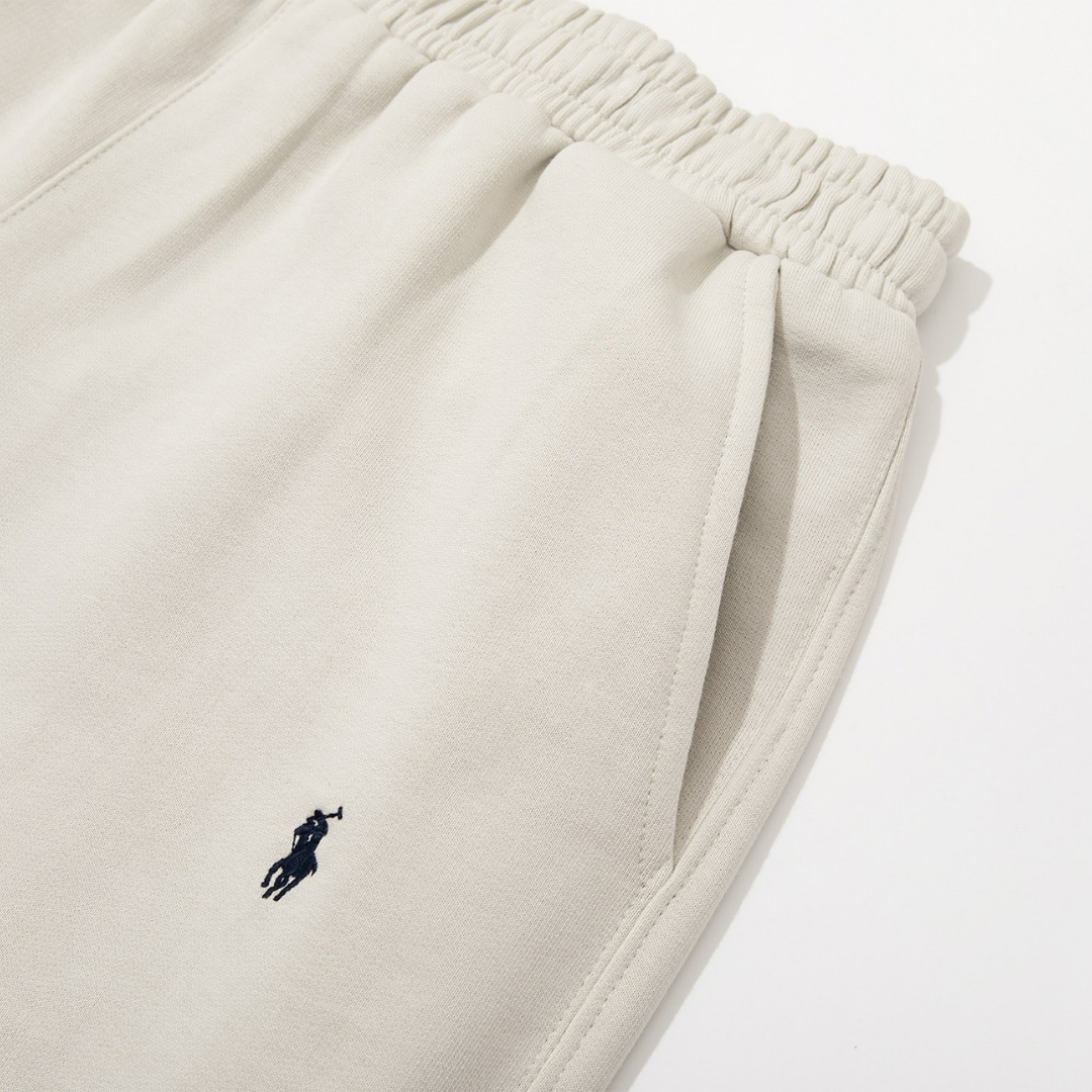 Polo Beige Shorts · Nova Neta · Nova Neta