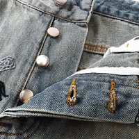 Amr Jeans