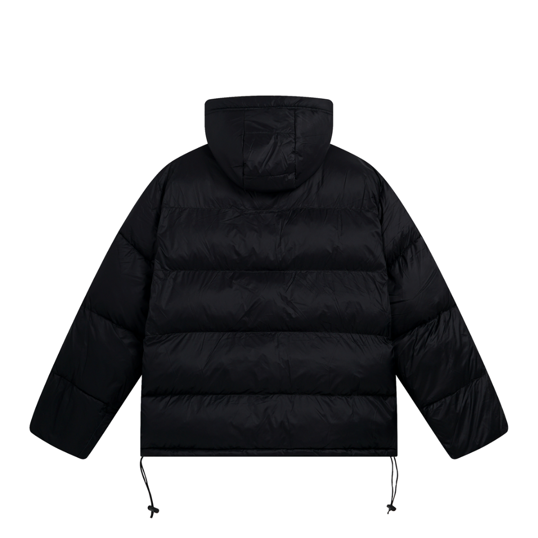 Stussy Puffer Jacket Negro Logo Blanco