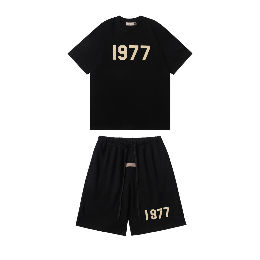 Essentials Short Set Blanco 1977
