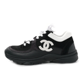 Runner Black White · Nova Neta · Nova Neta