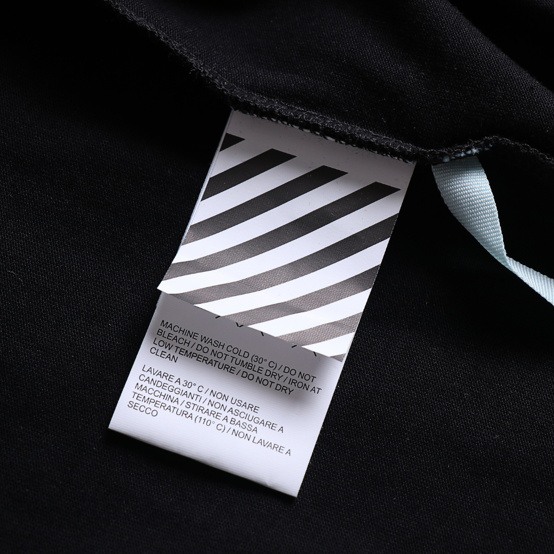 Off-W Monogram T-shirt · Louis Vuitton · Nova Neta