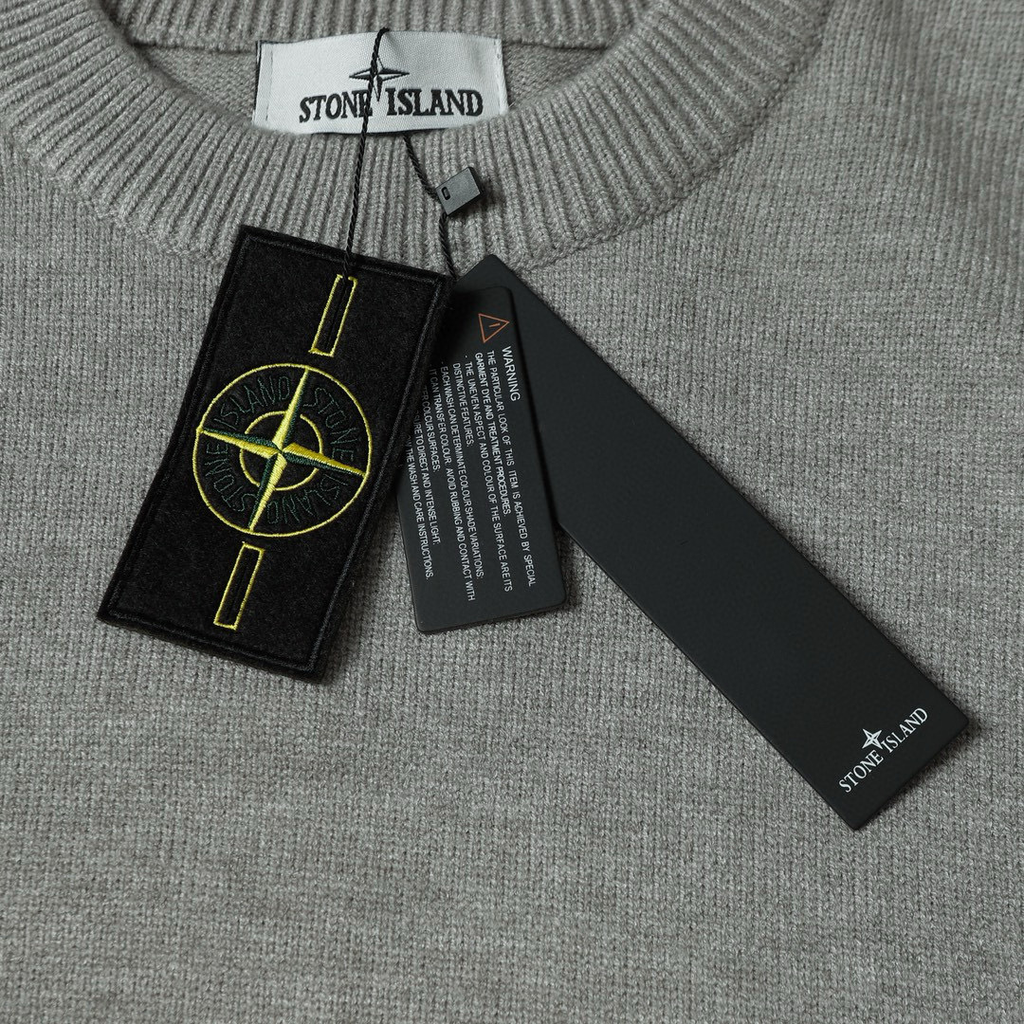 Monogram Sweater · Louis Vuitton · Nova Neta