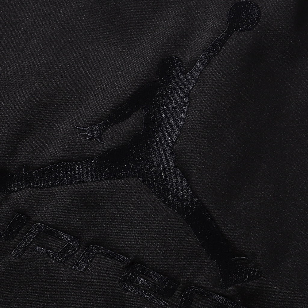 Supreme Tracksuit · Supreme · Nova Neta