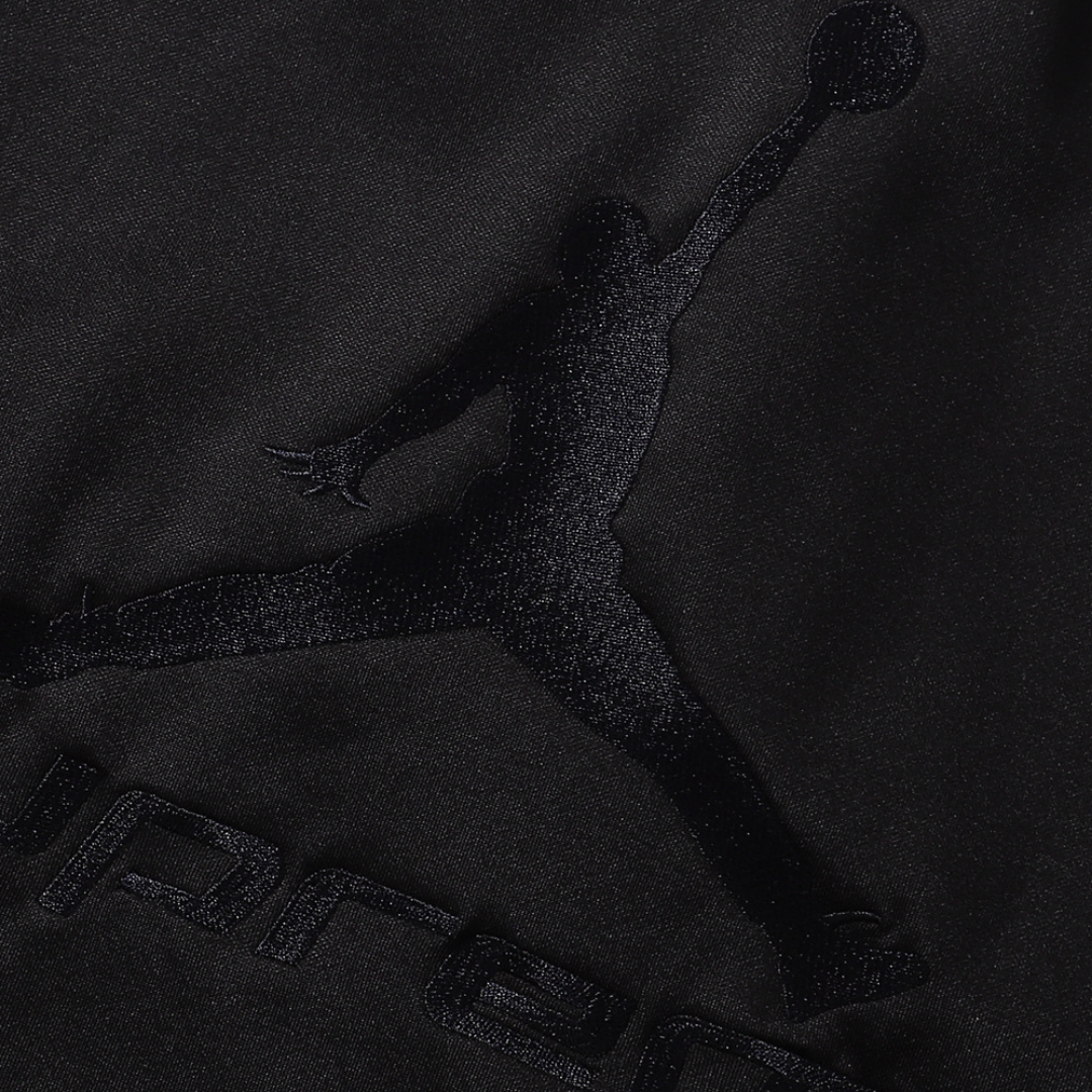 Supreme Tracksuit · Supreme · Nova Neta