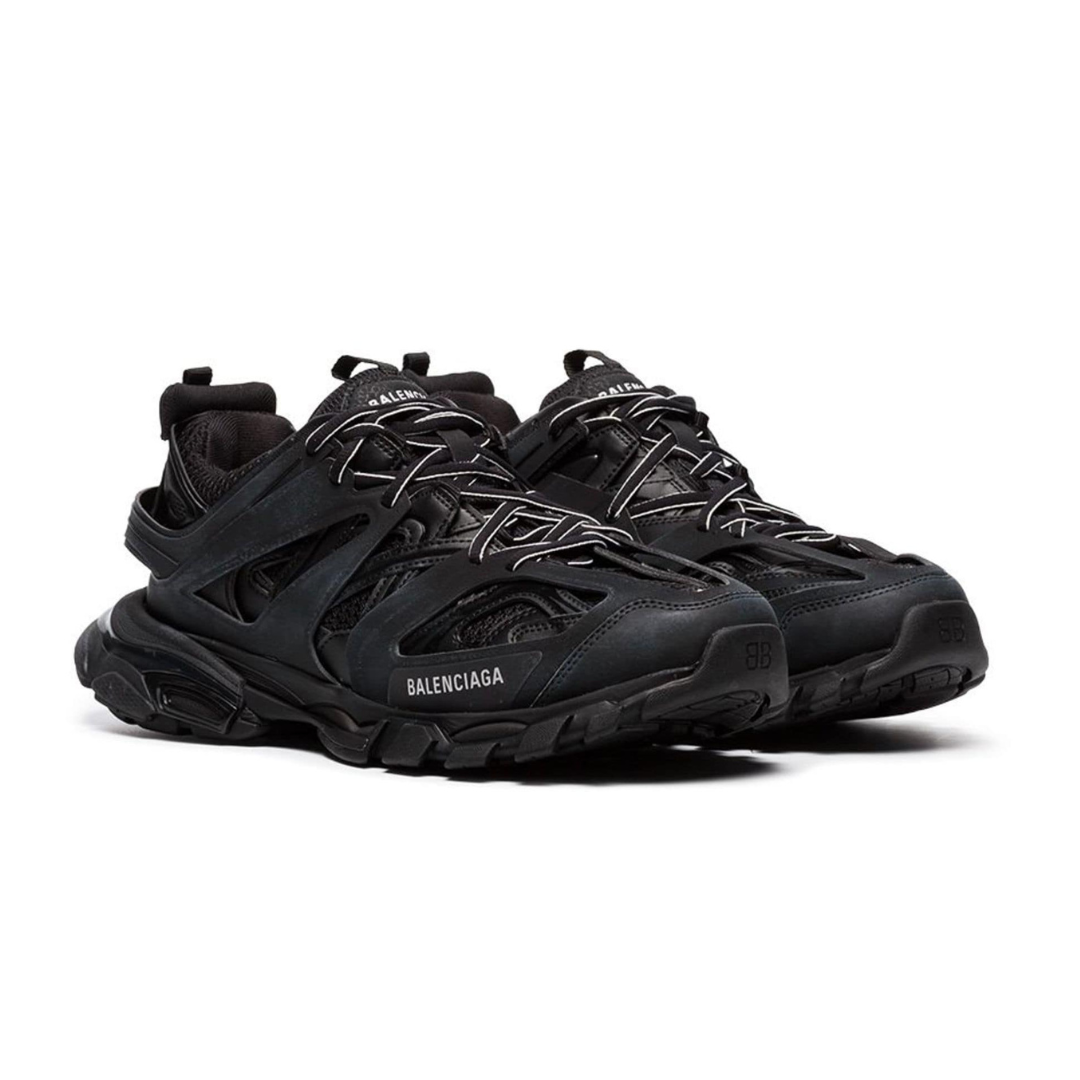 Nike Track Black