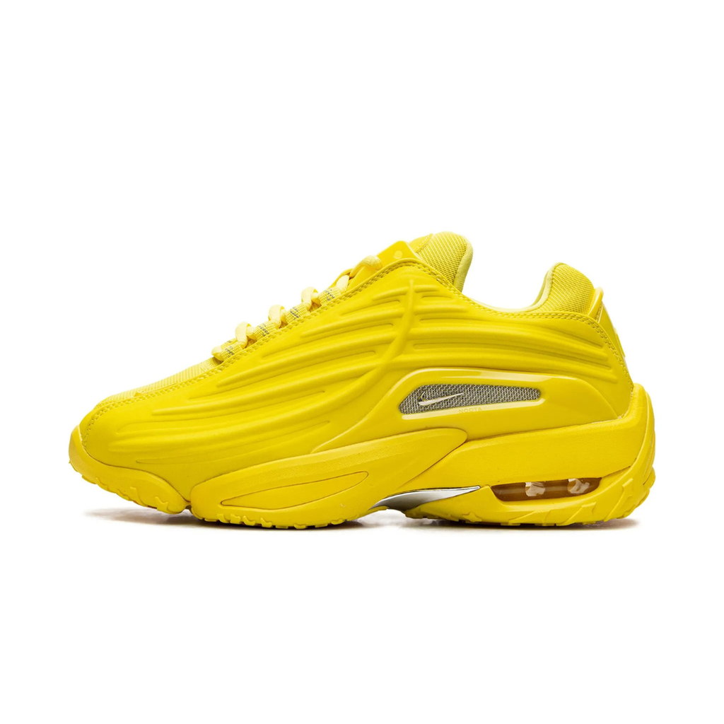 Nocta Step 2 Opti Yellow · Nike · Nova Neta