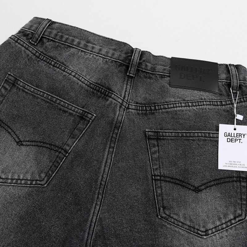 Gallery Dpt. Flared Jeans