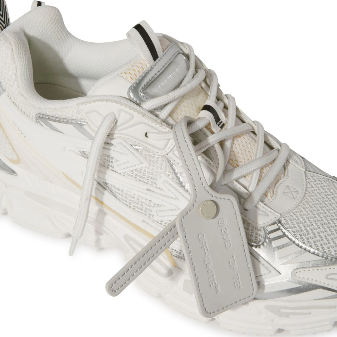 Off "Be Right Back" Beige Silver · Nova Neta · Nova Neta