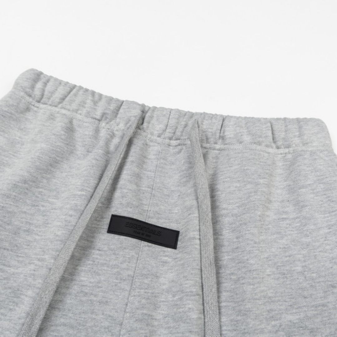 Essentials Shorts Corto Miel Negro