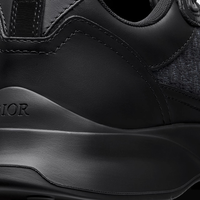 B25 Triple Black