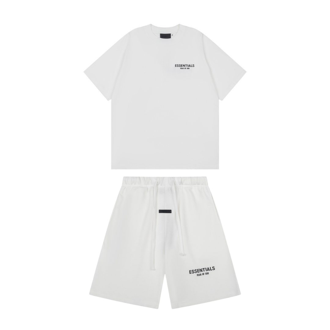 Essentials Short Set Monograma Blanco