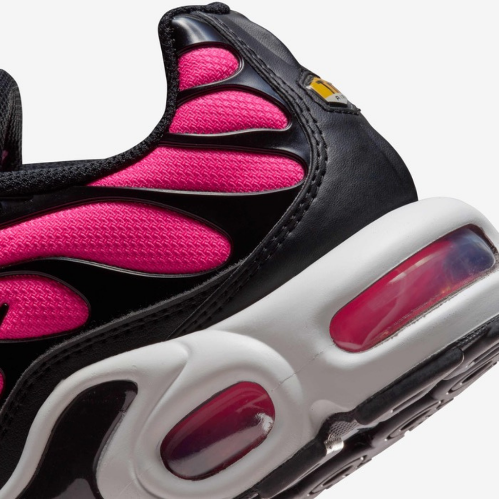 TN White Black Pink Gradient · Nova Neta · Nova Neta