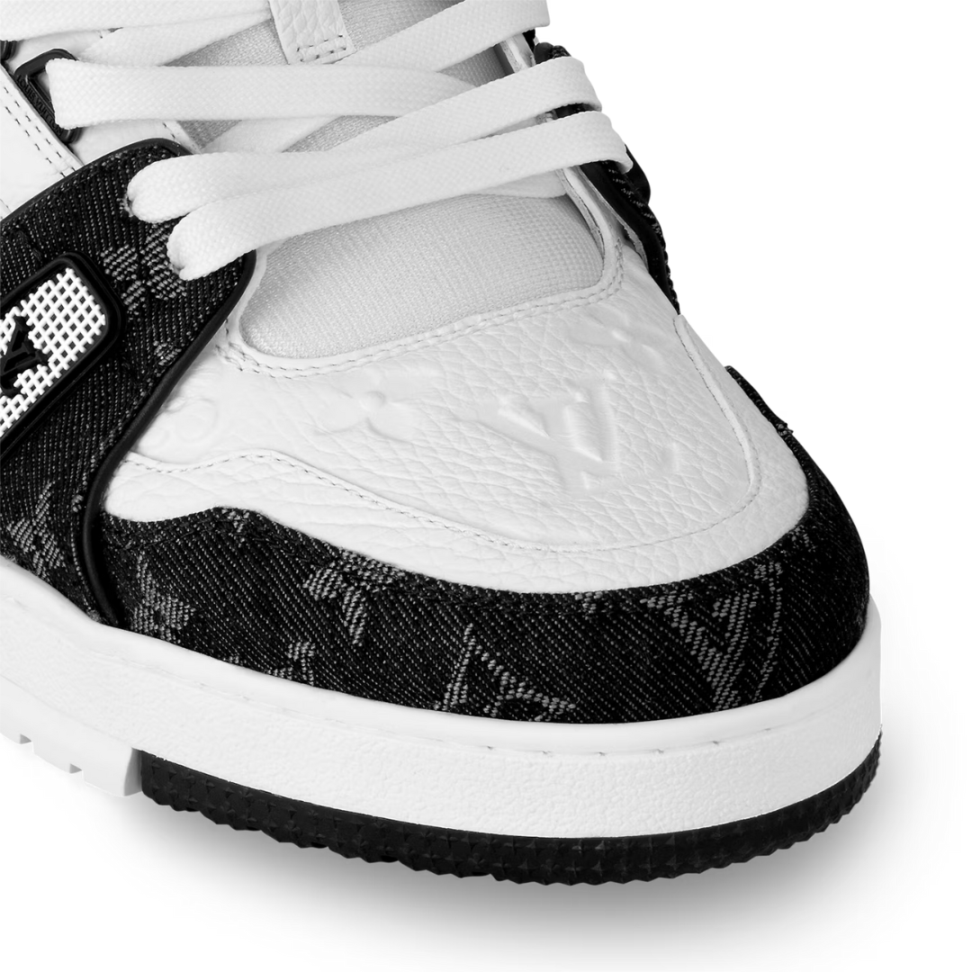 Monogram Black Trainer