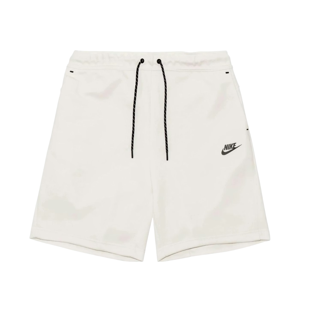 Nike Tech Shorts - Negro