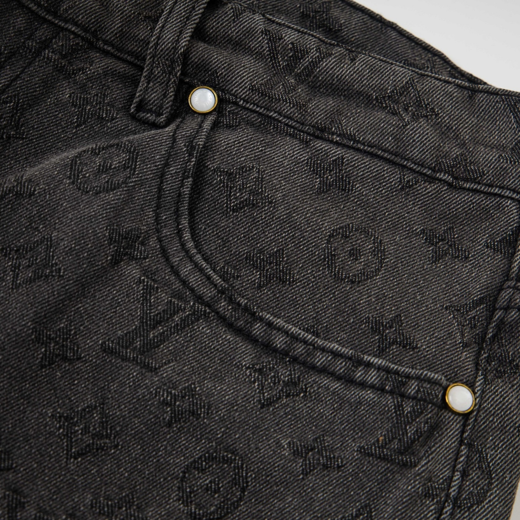 Monogram Jeans · Nova Neta · Nova Neta