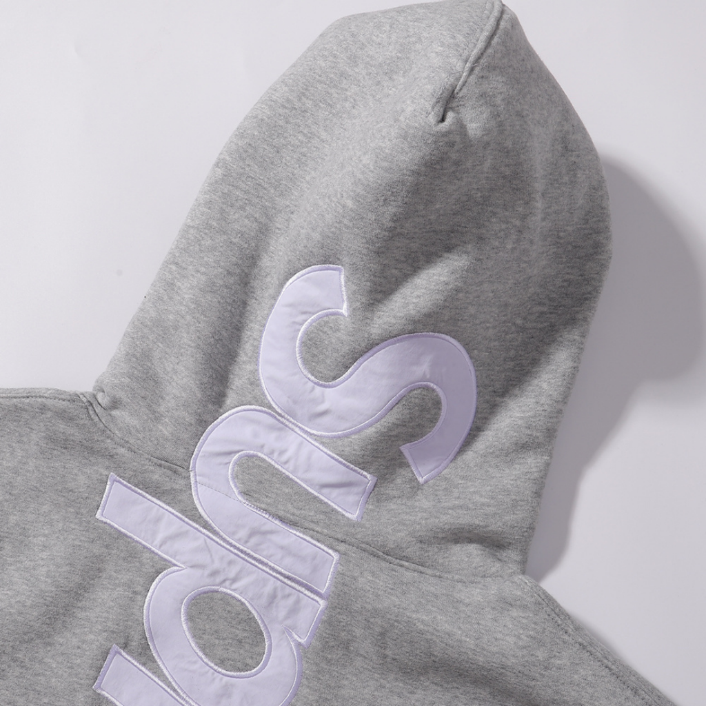 Supreme Tracksuit · Supreme · Nova Neta