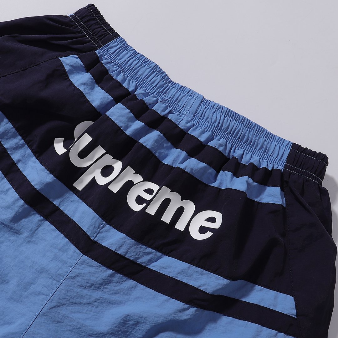 Supreme Tracksuit · Supreme · Nova Neta