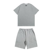 Essentials Short Set Liso Gris Logo Blanco