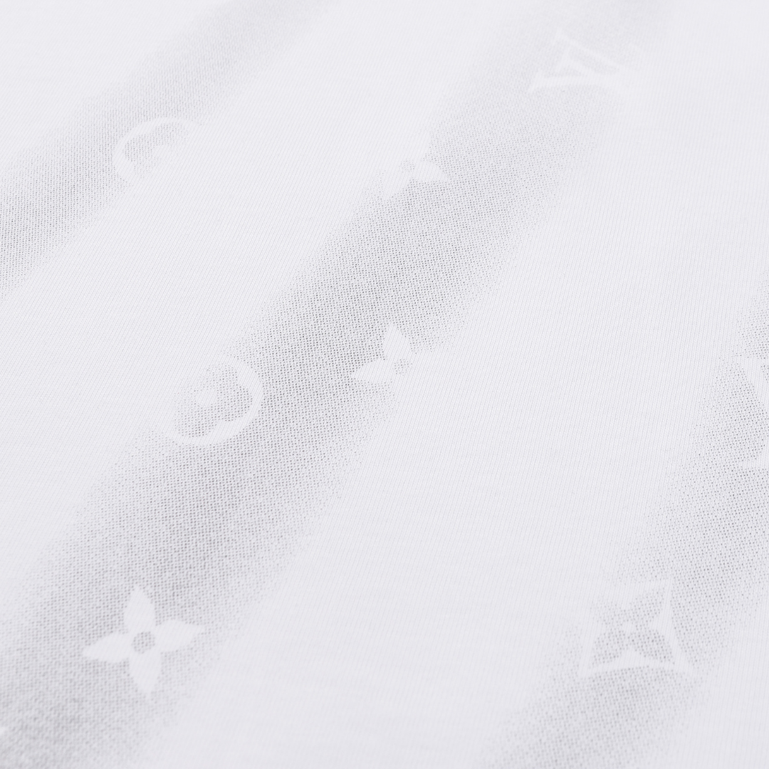 Monogram T-shirt · Louis Vuitton · Nova Neta