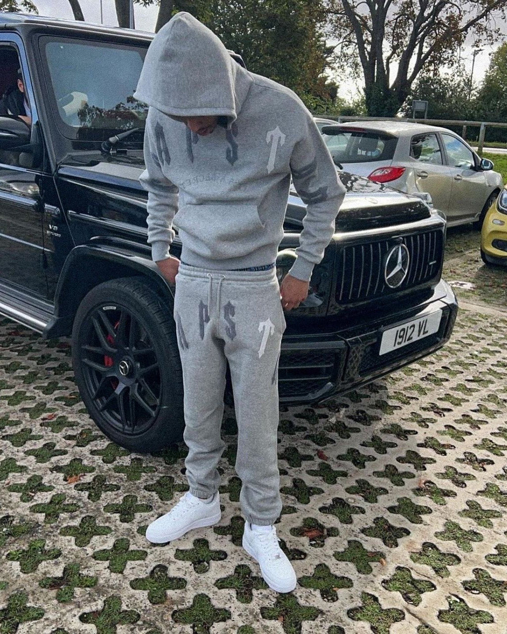 Decoded Arch 2.0 Grey Tracksuit · Trapstar · Nova Neta