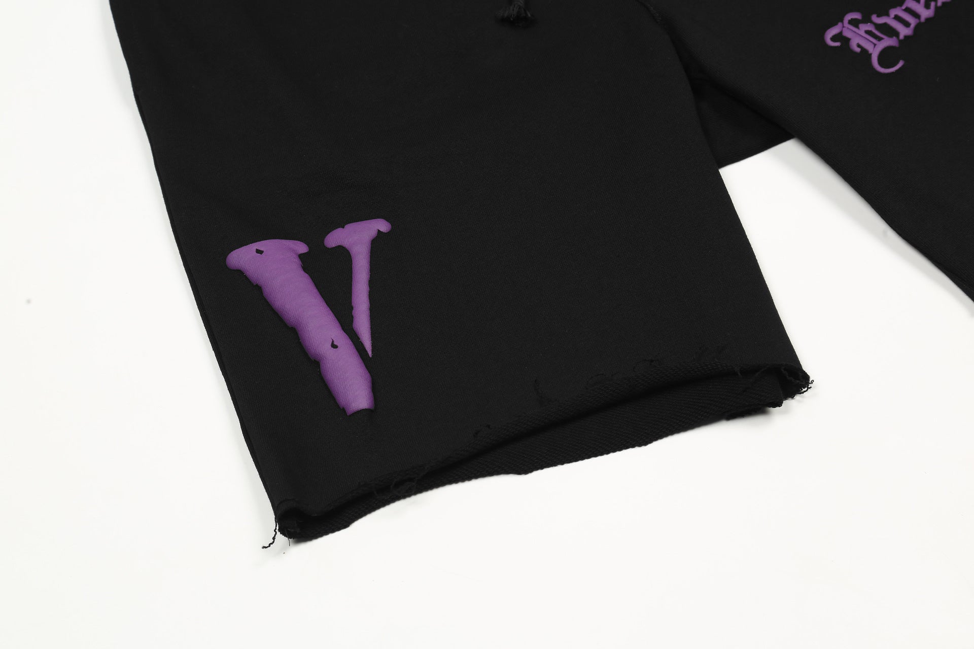 Vlone Creature Shorts · Vlone · Nova Neta