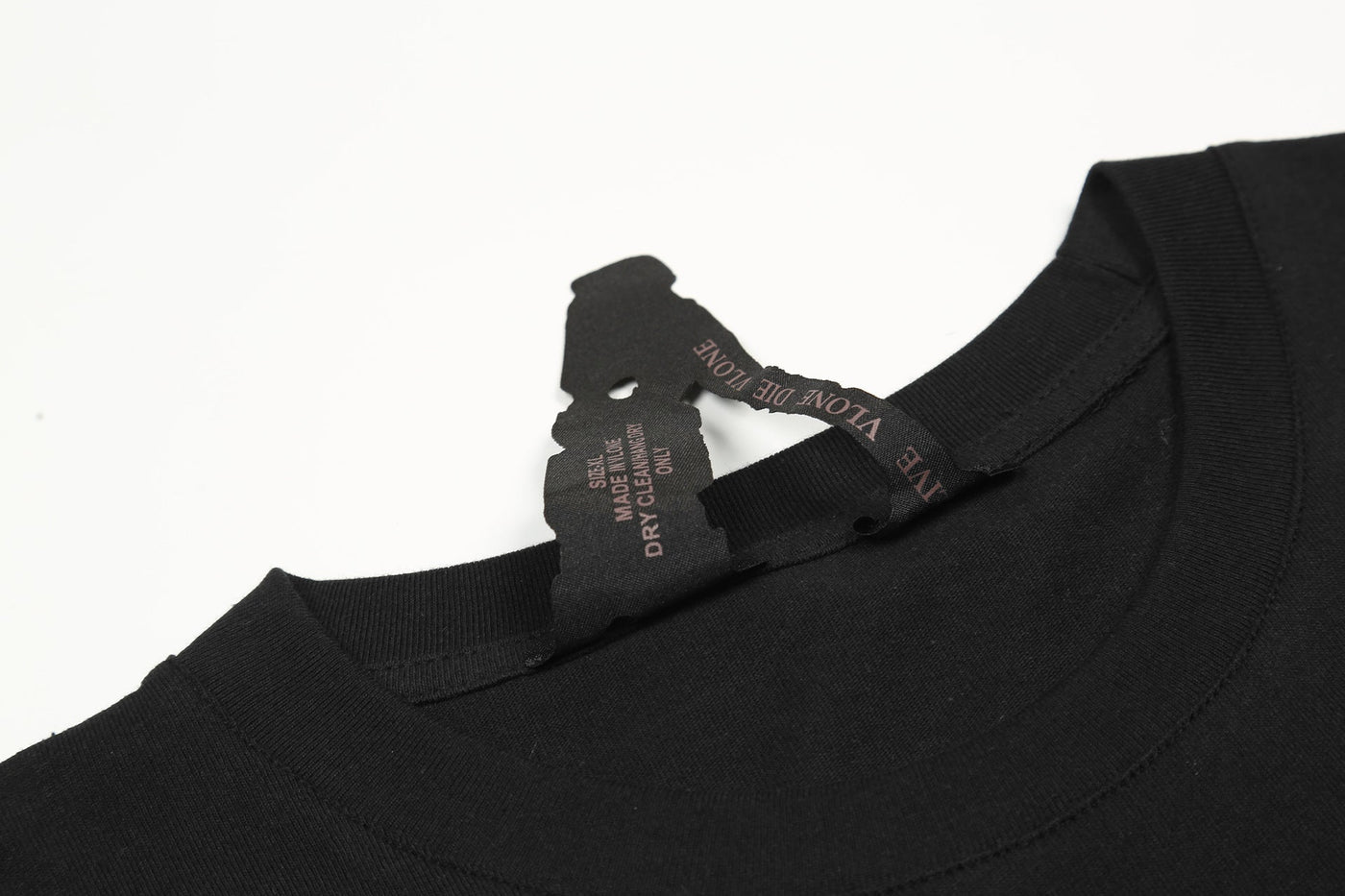 Camiseta Vlone Negro