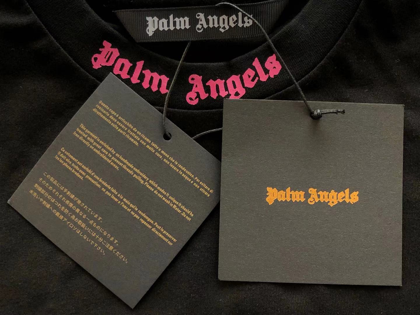 Palm T-shirt · Nova Neta · Nova Neta